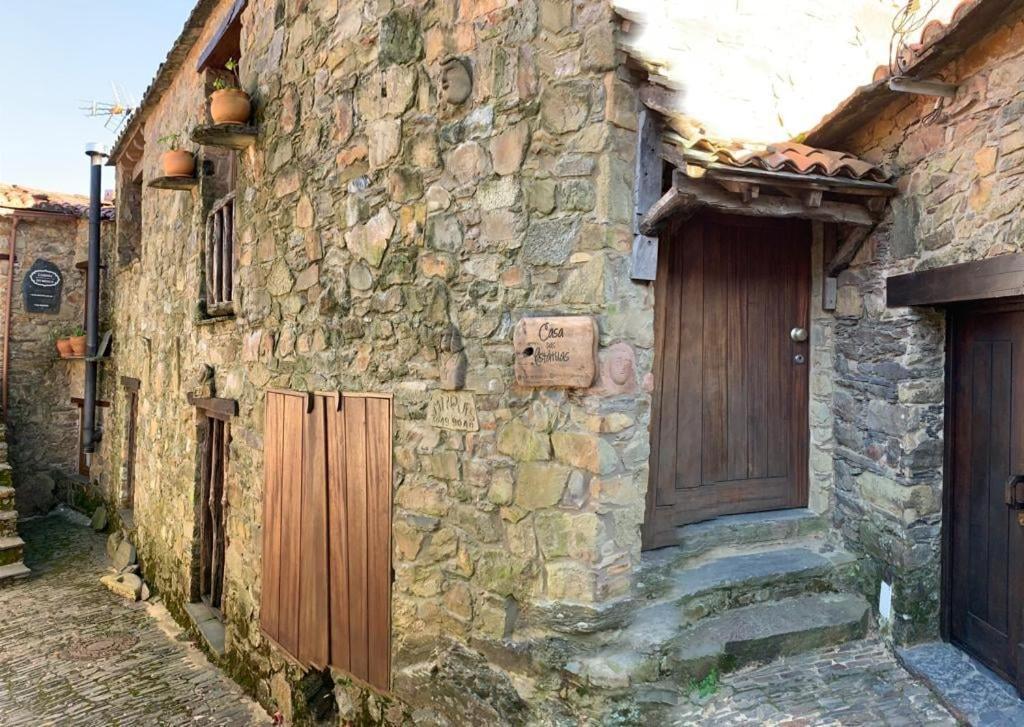 Casa Das Estatuas Gondramaz Екстер'єр фото